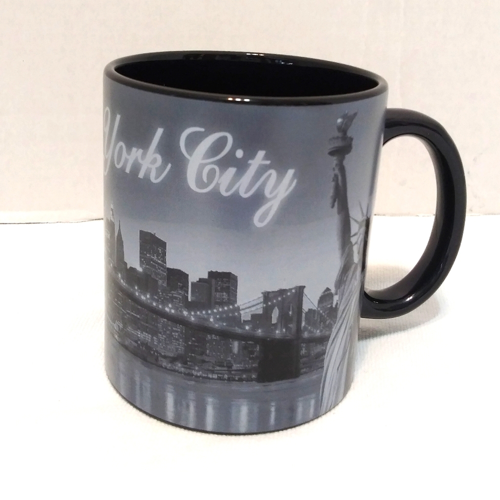 City Merchandise New York City Mug Grey/Black